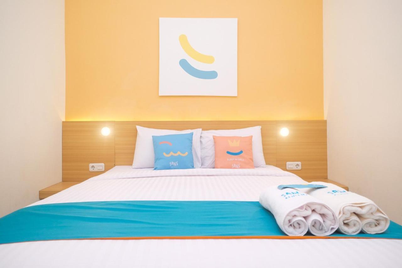 Sans Hotel Aurum Majapahit Semarang Exterior photo